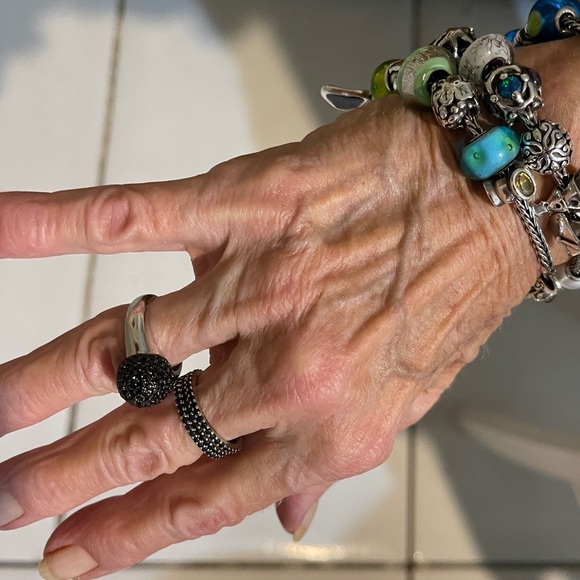 Milor Black Spinel Sterling Large Ring - Picture 8 of 9